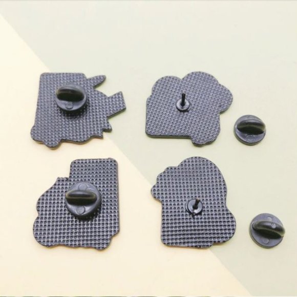 Pokemon Gameboy Pin Set - Picture 2 of 2